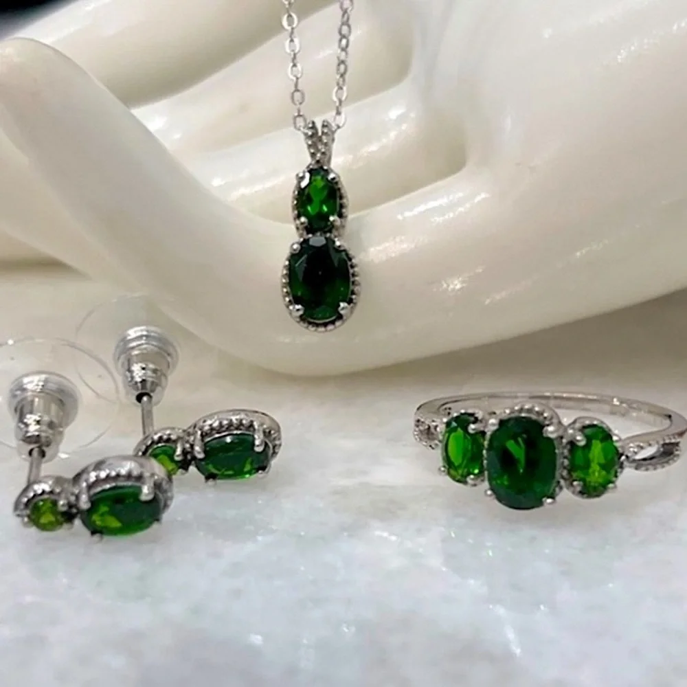 Russian Diopside Sterling Silver Earrings, Ring & Pendant Necklace Bundl…